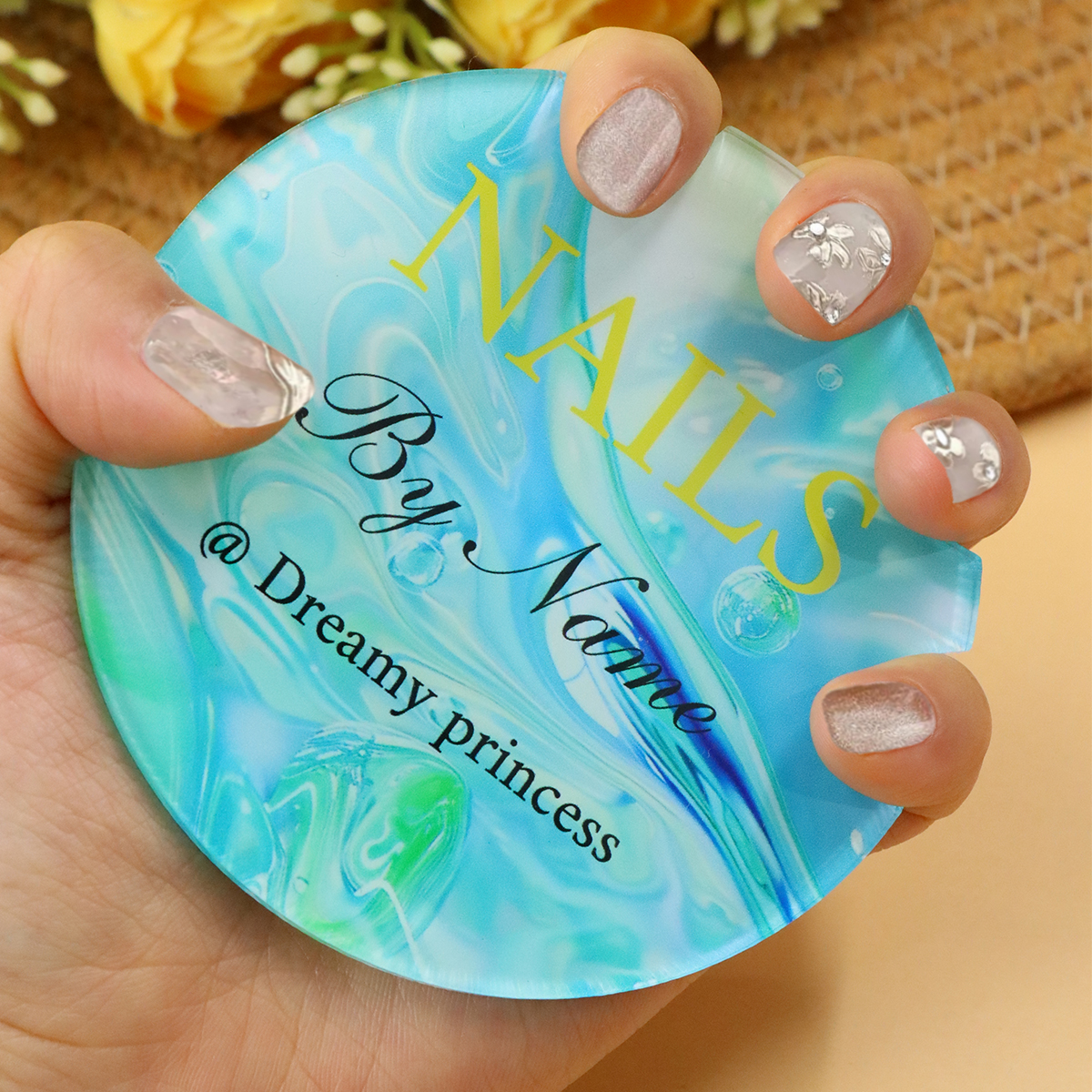Custom Acrylic Nail Photo Pale - Photography Exhibition 评论和价格