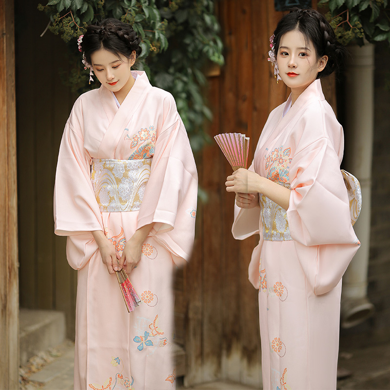 Dark Elegant Girl Kimono Photo - Photography Vintage 评论和价格
